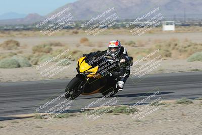 media/Sep-20-2025-Race Pace (Sat) [[d4e1b33f4d]]/Non Verified/Turn 4 Inside (8am)/